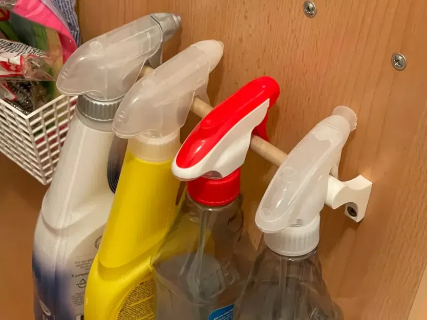 Giá đỡ bình xịt sử dụng với thanh 10mm - Image 1