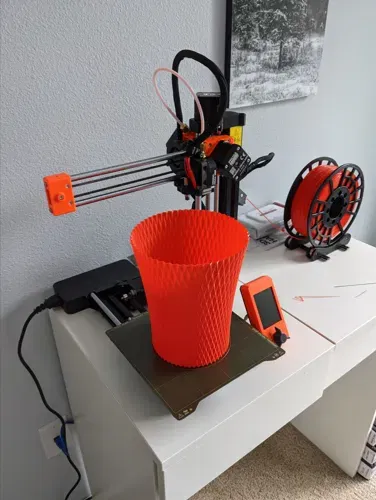 Thùng rác nhỏ cho việc bỏ rác từ máy in 3D - Image 1