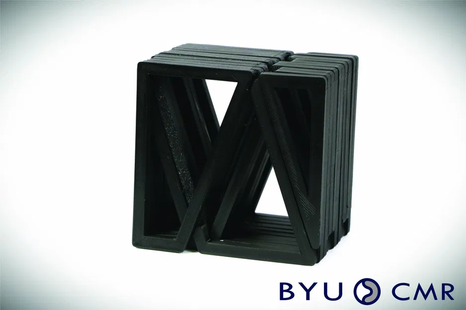 Cấu trúc triển khai Miura-ori hiệu quả về thể tích với cửa ... - Image 3