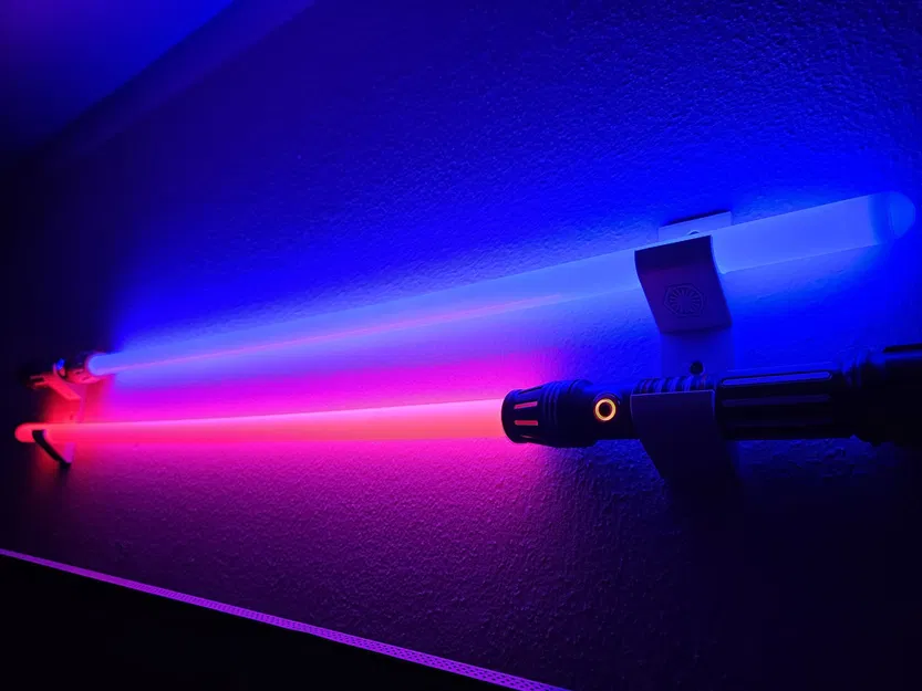 Giá đỡ đèn kiếm treo tường - Image 1