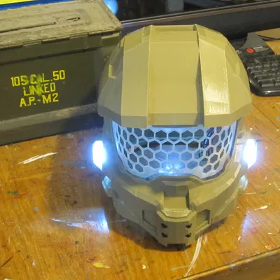 Mũ bảo hiểm Master Chief kích thước người lớn