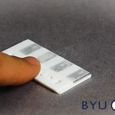 Bản lề từ tính MaLO gập 180 độ cho CubeSats