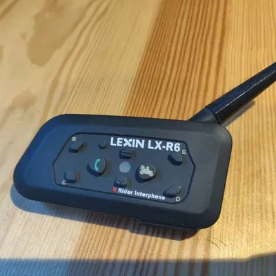 Thay thế ăng-ten Lexin LX-R6 cho xe hơi