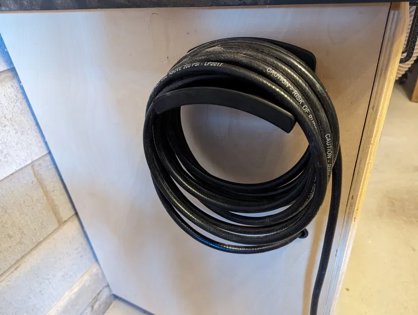 Giá treo ống hơi nén gắn tường chắc chắn và đơn giản - Image 2