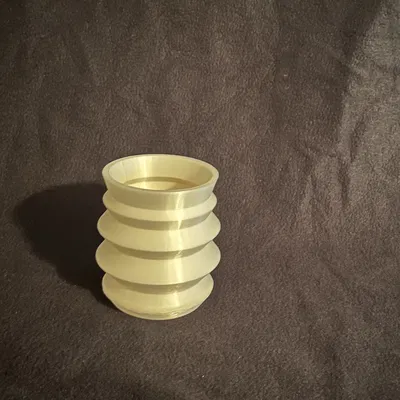 Bình hoa lạc lõng hình chú lừa hài hước