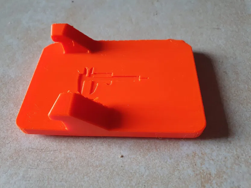 Giá đỡ thước kẹp thiết kế cho bảng ghim từ Mars Svratka - Image 2