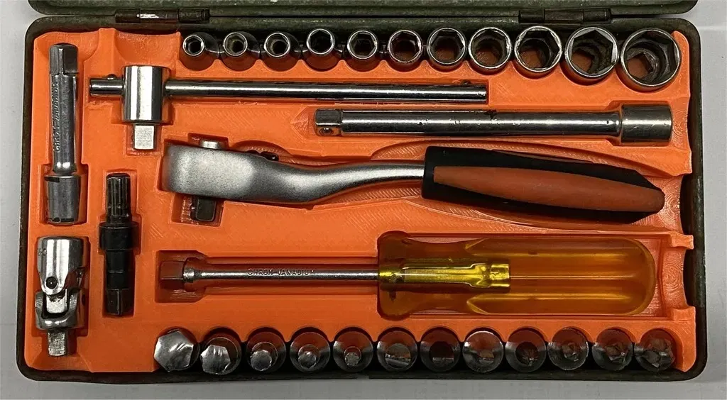 Thay thế đầu vào cho bộ cờ lê và mũi khoan 45 năm tuổi - Image 1