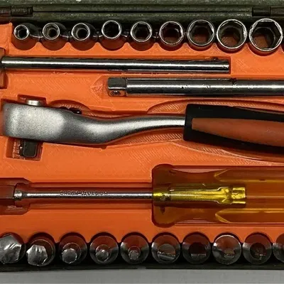 Thay thế đầu vào cho bộ cờ lê và mũi khoan 45 năm tuổi