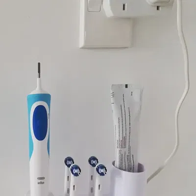 Trạm treo bàn chải điện tương thích với Oral-B