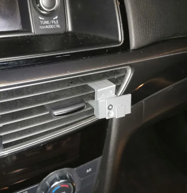 Giá đỡ điều khiển từ xa cho bộ thu radio DAB trên Mazda 6 - Image 3