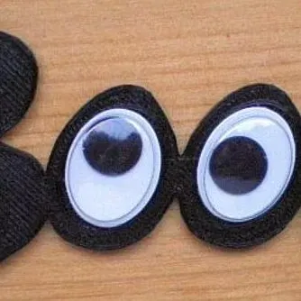 Móc khóa Booh với mắt lắc lư