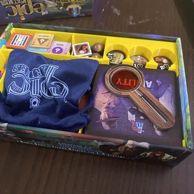 Bộ giá đỡ lưu trữ cho trò chơi Tiny Epic Crimes