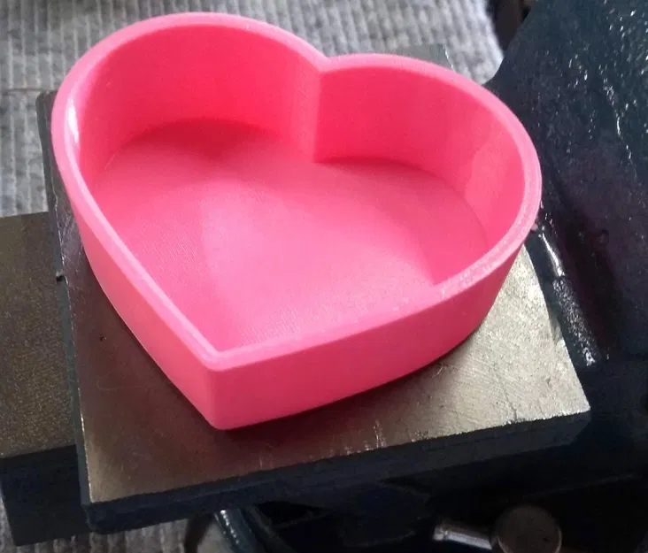 Nắp cố định cho hộp quà hình trái tim ngày Valentine - Image 1