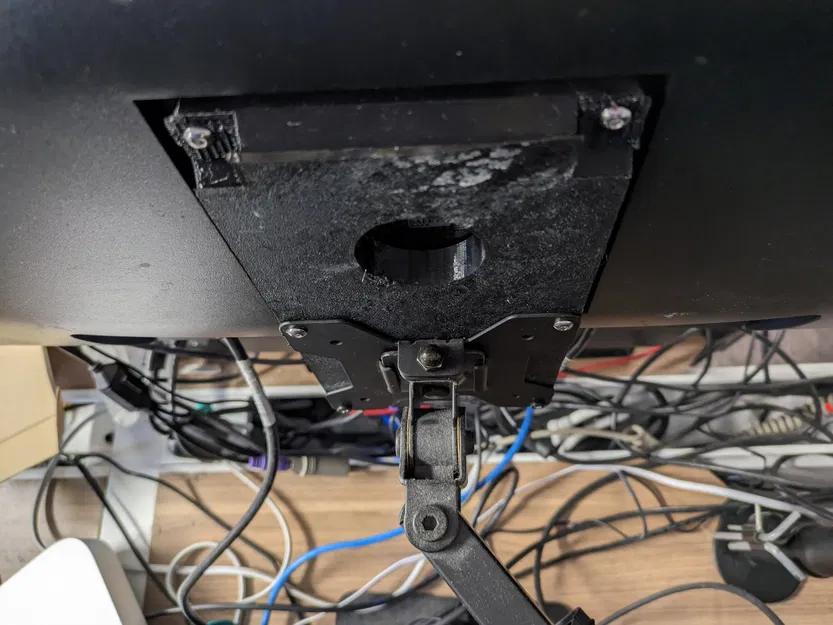 Bộ chuyển đổi lệch VESA 100mm cho màn hình máy tính - Image 1