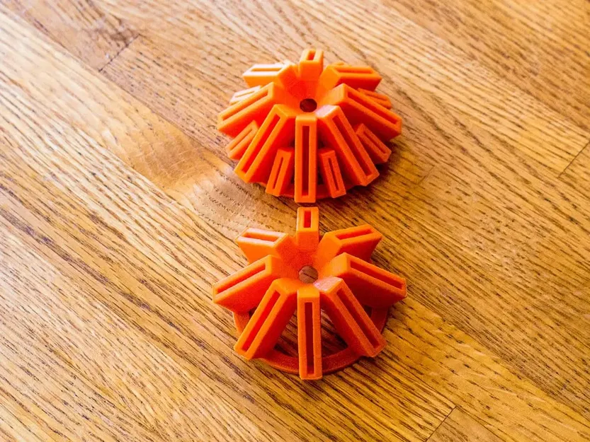 Giá đỡ thẻ SD thiết kế nút gọn gàng cho bàn làm việc - Image 2