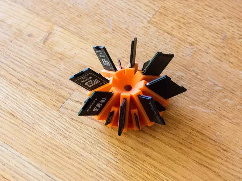 Giá đỡ thẻ SD thiết kế nút gọn gàng cho bàn làm việc - Image 3