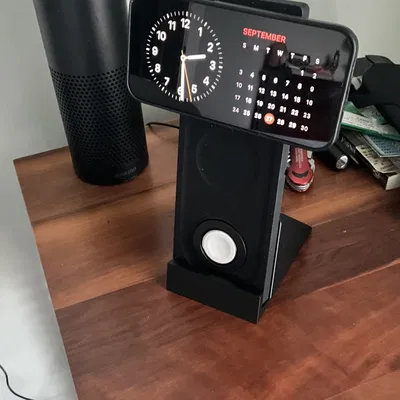 Giá đỡ đứng cho bộ sạc MagSafe 3 trong 1 của Belkin