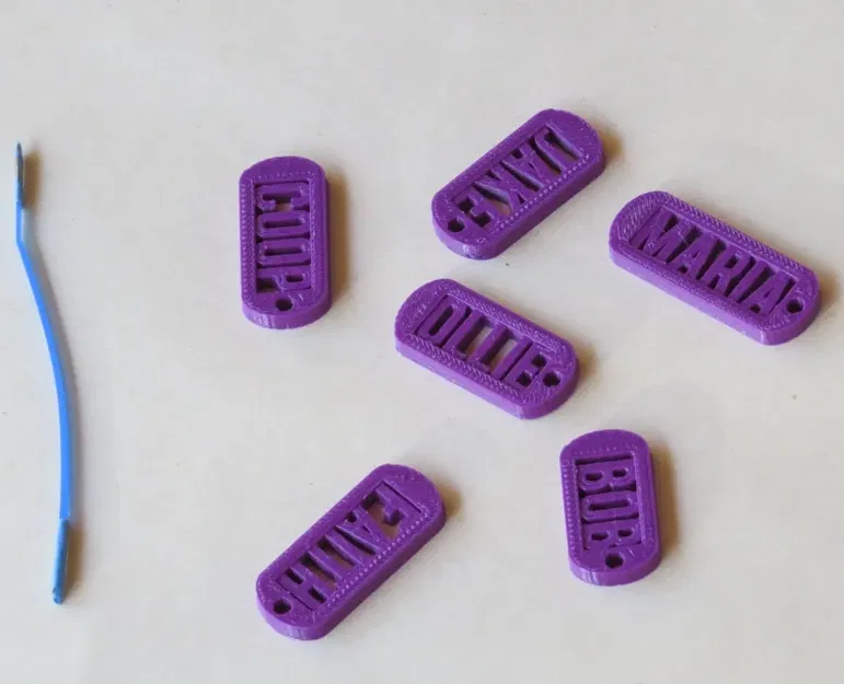 Thẻ tên 3D cho học sinh trong lớp học - Image 1