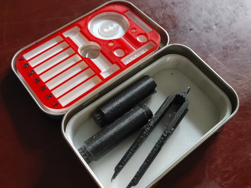 Khay ghim khóa và phụ kiện để trong hộp Altoids - Image 2