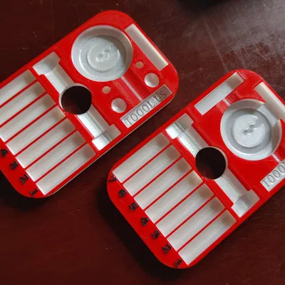 Khay ghim khóa và phụ kiện để trong hộp Altoids