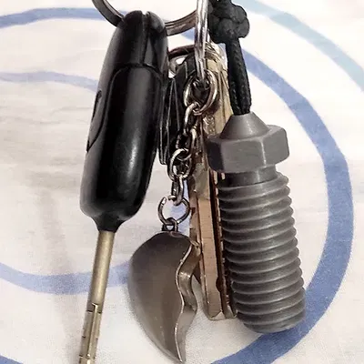 Móc khóa hình phun nước núi lửa độc đáo