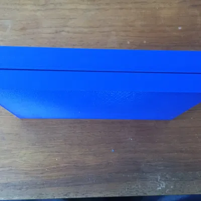 Hộp xí ngầu kèm đế giữ bút chì và miniatures