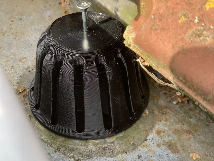 Bộ lọc rãnh 80-82mm ngăn lá vào máng xối - Image 1