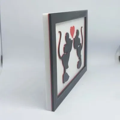 Khung hình Mickey và Minnie hôn dễ thương cho trẻ em