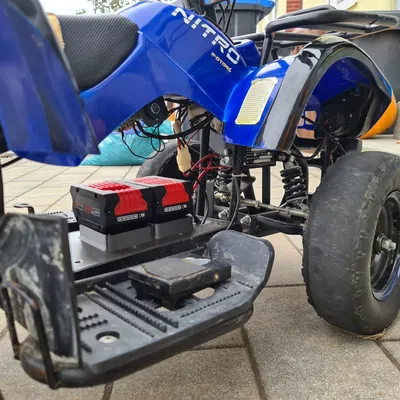 Giá đỡ thay thế pin Bosch 36V cho xe đồ chơi và xe điện