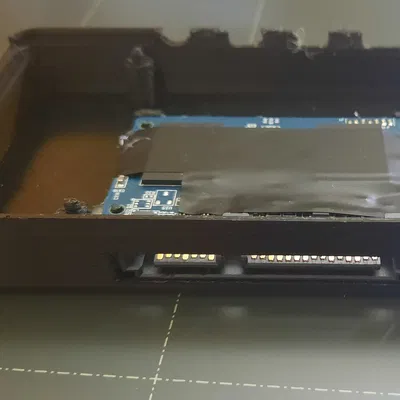 Vỏ Raspberry Pi 4B với khe cắm ổ SSD