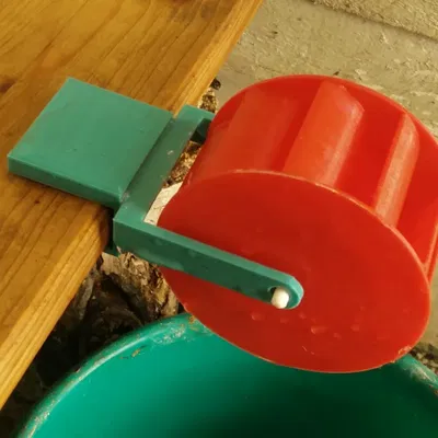 Bánh xe nước lắp đặt ngang cho vườn trên ban công