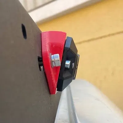 Giá đỡ đèn LED Rough Country cho giá nóc với góc 20 độ