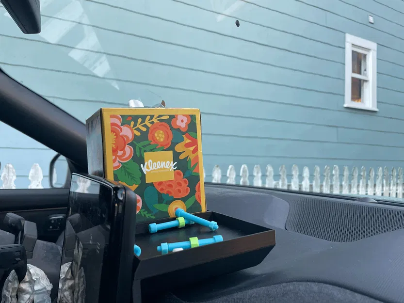 Giá đỡ hộp khăn giấy cho Mustang Mach-e 2021 - Image 2