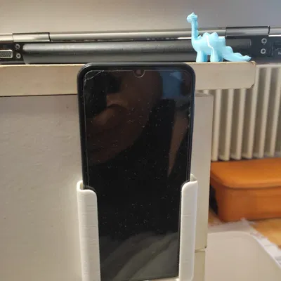 Giá đỡ điện thoại gắn tường và chân sạc