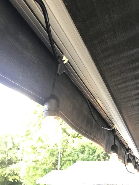 Móc treo đèn LED cho mái hiên xe camper - Image 3