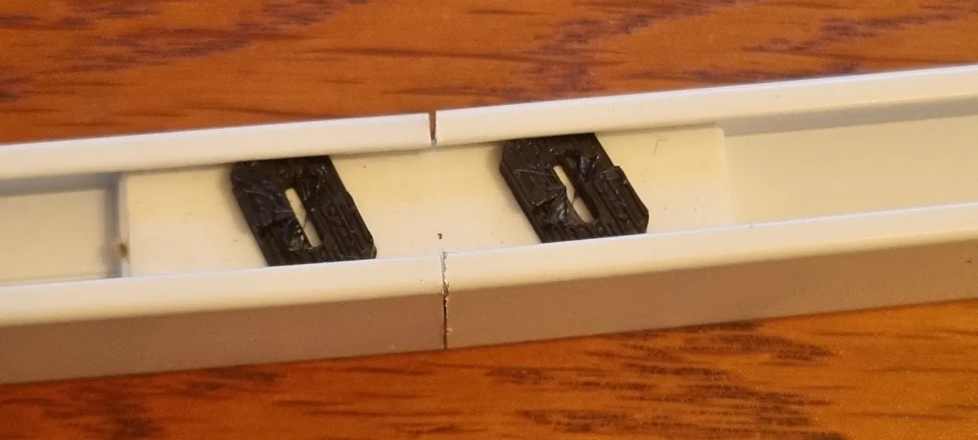 Kết nối thanh rèm Ikea Vidga dễ lắp đặt và chắc chắn - Image 2