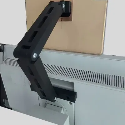 Giá đỡ máy tính bảng với tay điều chỉnh cho Vesa 100