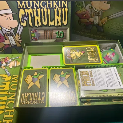 Tấm lót hộp Munchkin Cthulhu cho thẻ ngục tối
