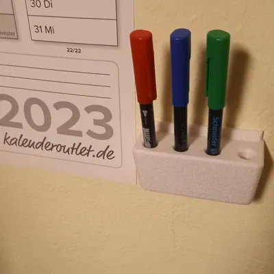 Giá đỡ bút treo tường có ổ cắm điện