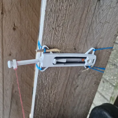 Mìn dây trip wire sử dụng nắp súng cap