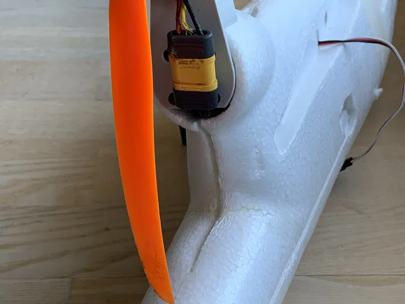 Mô hình gắn động cơ cho Sky Surfer với cánh quạt 11 inch - Image 2