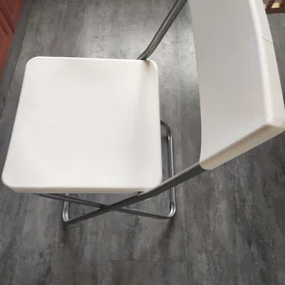 Giá đỡ chân ghế Kluzák IKEA 900.704.04