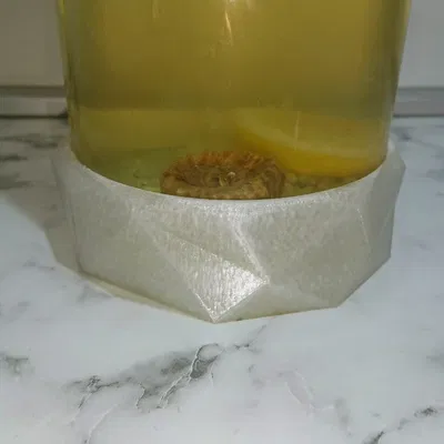 Giá đỡ cho lọ thủy tinh Ikea Vardagen 1.8 L thiết kế LowPoly