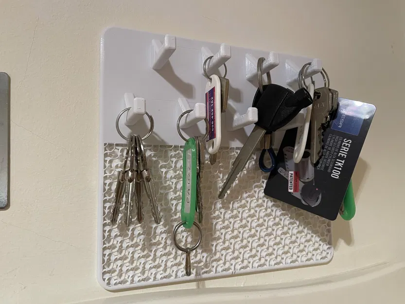 Giá treo chìa khóa với thiết kế hiện đại - Image 1