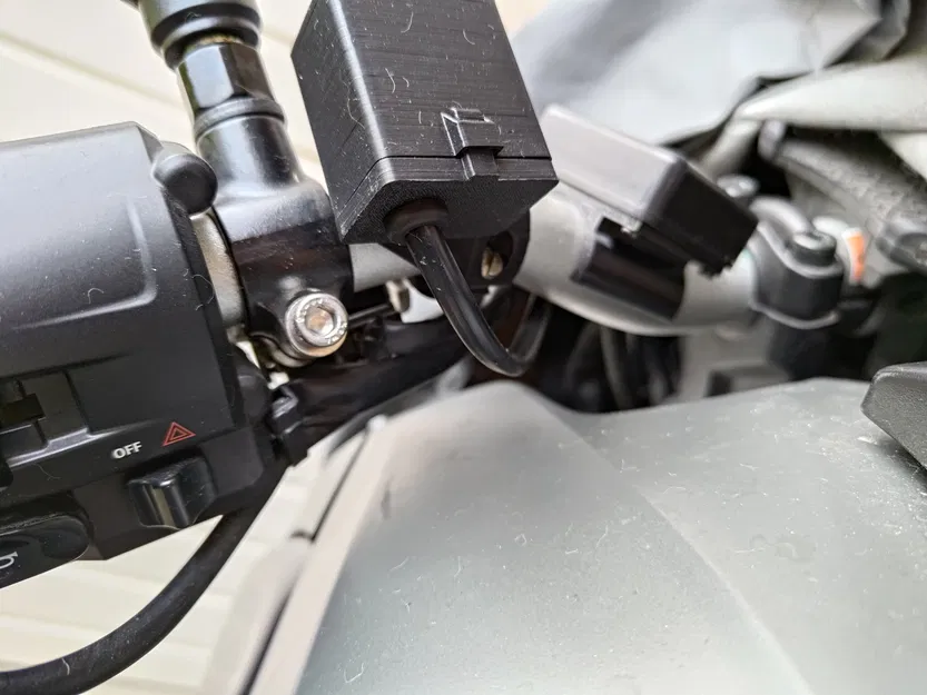 Vỏ công tắc cho ghi đông 22mm - Image 2