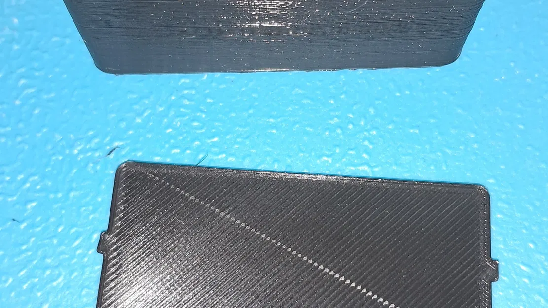 Hộp đựng PCB kích thước 25x55x25 mm với lỗ cáp - Image 3