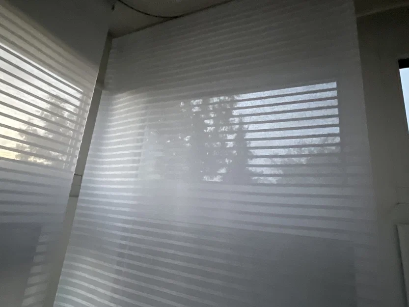 Giá đỡ cho xe kéo rèm cửa sổ - Image 1