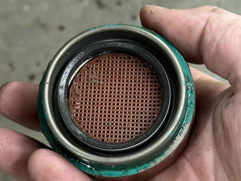 Bộ lắp đặt phốt trục đầu ra Ford Focus 2004-2011 - Image 2