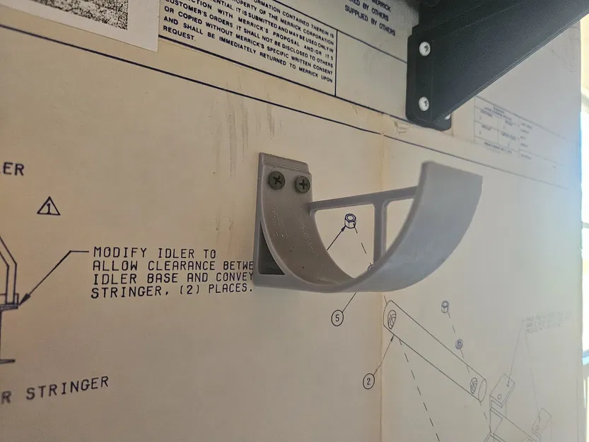 Giá đỡ ô tô điều khiển từ xa treo tường - Image 1