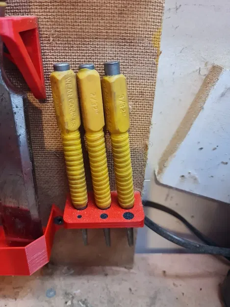 Giá đỡ đục lỗ treo tường có nhãn kích thước - Image 1